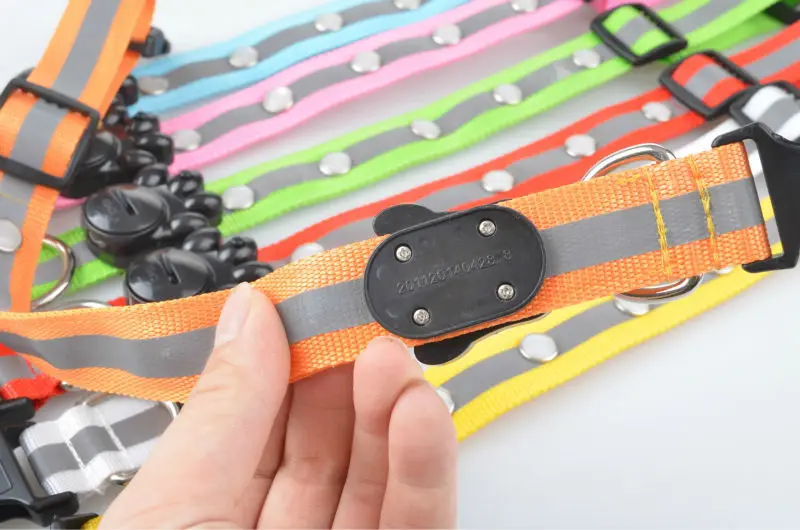 G04_New_arrival_Pet_Led_Collar_Nylon_luminous_Puppy_dogs_Cats_collar_with_gemstone_Safety_LED_dog_Traction_for_Yorkshire_ (13)
