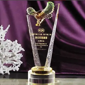 

Trophy crystal trophy commemorating stay upscale glass crystal crafts