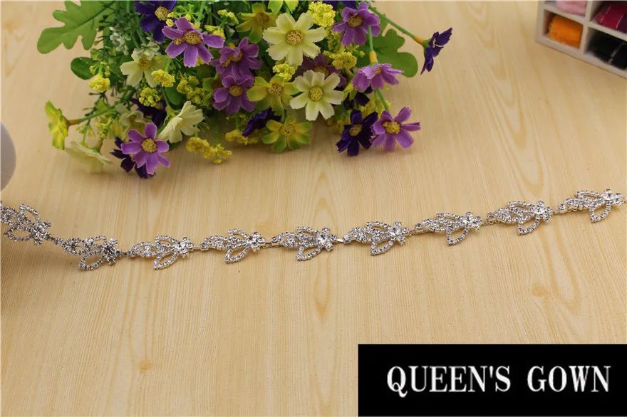 

5 Yards Wholesale 2.5CM Wide Crystal Close Rhinestone Cup Chain With Metal Claw ,Rhinestone Trimming for DIY,Garment Accessories
