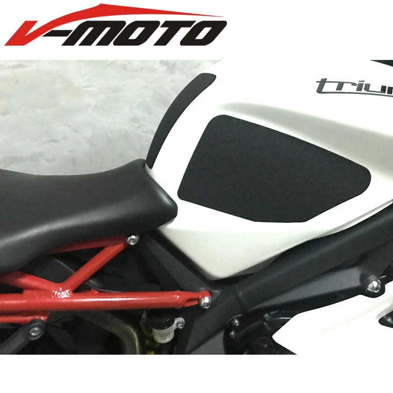 

New for Triumph Daytona 675 675R Motorcycle Tank Traction Pad Side Gas Knee Grip Protector Anti slip sticker