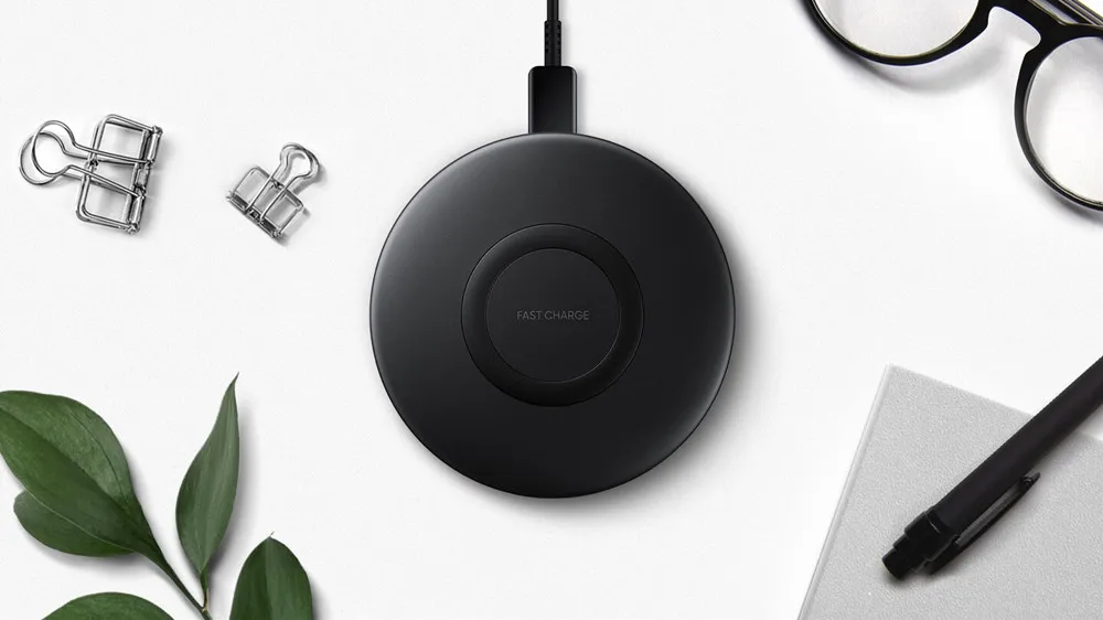 Wireless_Charger_web_01_