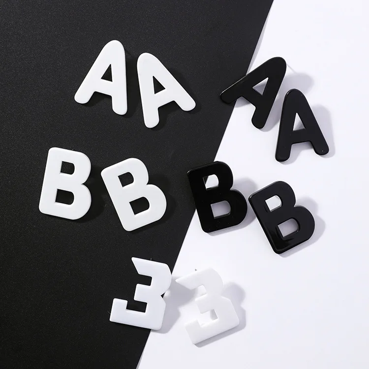 

2019 Fashion Spring Korean Fashion Trend White Acrylic Letters AB Earrings Simple Wild Temperament Personality Ear Nail Women