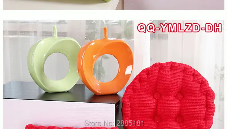Corn-Cushion-790-02_03