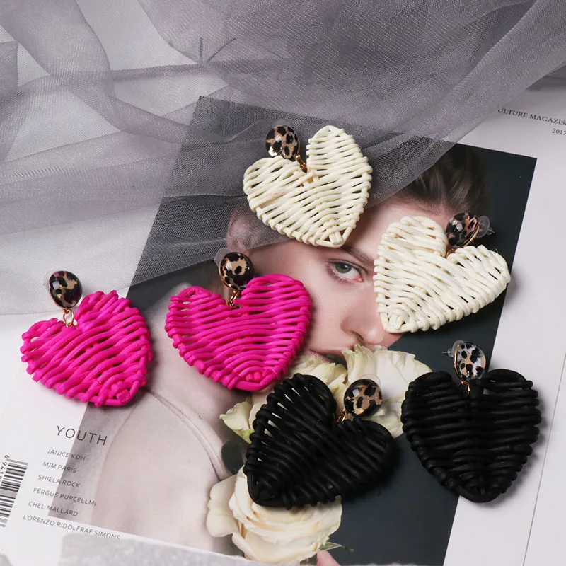 

JUJIA Fashion Korea Handmade Geometric Wooden Big Love Heart Rattan Straw Weave Vintage Earrings For Women
