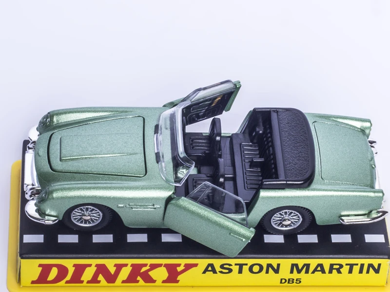 Модель автомобиля в коробке из сплава Aston Martin DB5 1/43|car model|dinky toys modelcar collection |