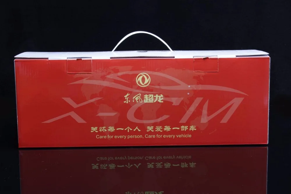 Литой автобус Dongfeng Chaolong BEV 1:40 (белый/красный) + маленький подарок!|diecast bus|diecast bus