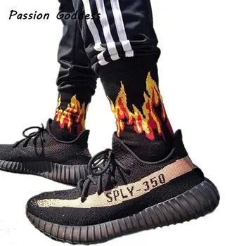 

2 Pairs Korean Fashion Flame Socks Harujuku Cosplay Skateboard Sock Women Lovers Socks Llama Calcetines Cotton Chaussettes