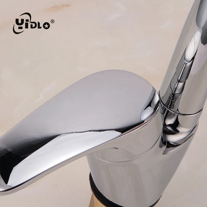 Kitchen Sink Faucet Ceramic Spool Integrated Single Hole Tap Rotary Brass Mixed Water Faucets For Washing Vegetables In Winter Kitchen Sink Faucet Ceramic Spool Integrated Single Hole Tap Rotary Brass Mixed Water Faucets For Washing Vegetables In Winter