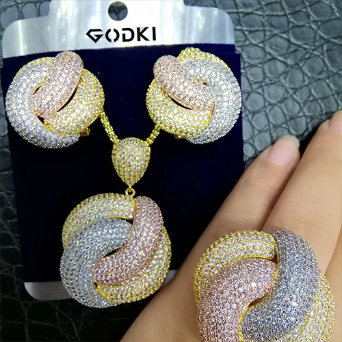 GODKI Роскошные 3 шт. кольцо, ожерелье, серьги наборы кубический циркон кристалл набор украшений для женщин Свадебные индийские Дубай Свадебный комплект ювелирных изделий - Окраска металла: Tricolor
