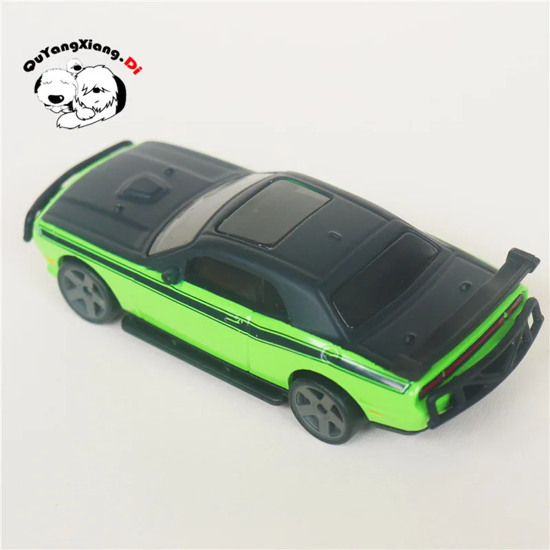 8 2011 DODGE CHALLENGER 02
