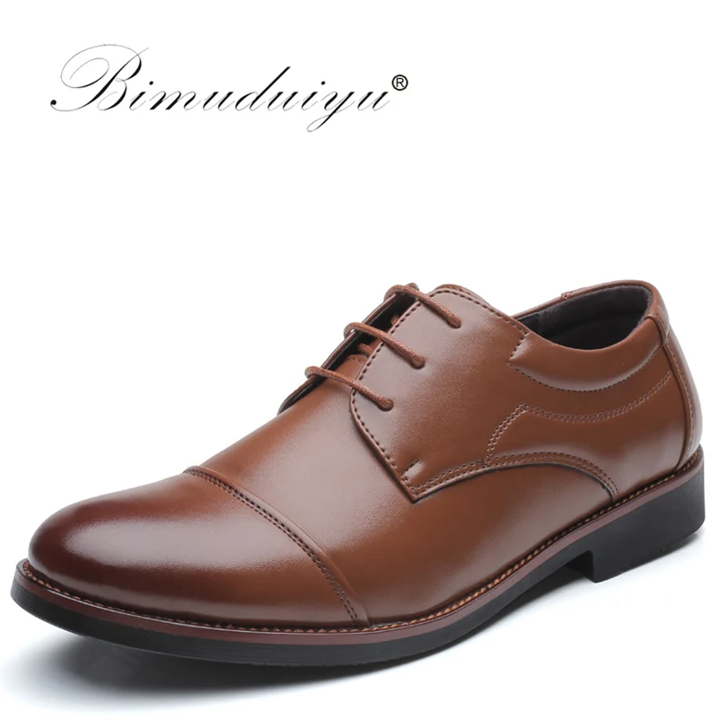 preço BIMUDUIYU Plus Size 38 48 PU Vestido de Negócios Sapatos Oxford Sapatos de Couro Palmilha Confortável Lacing Dedo Do Pé Redondo de Casamento Homem sapatos Homens