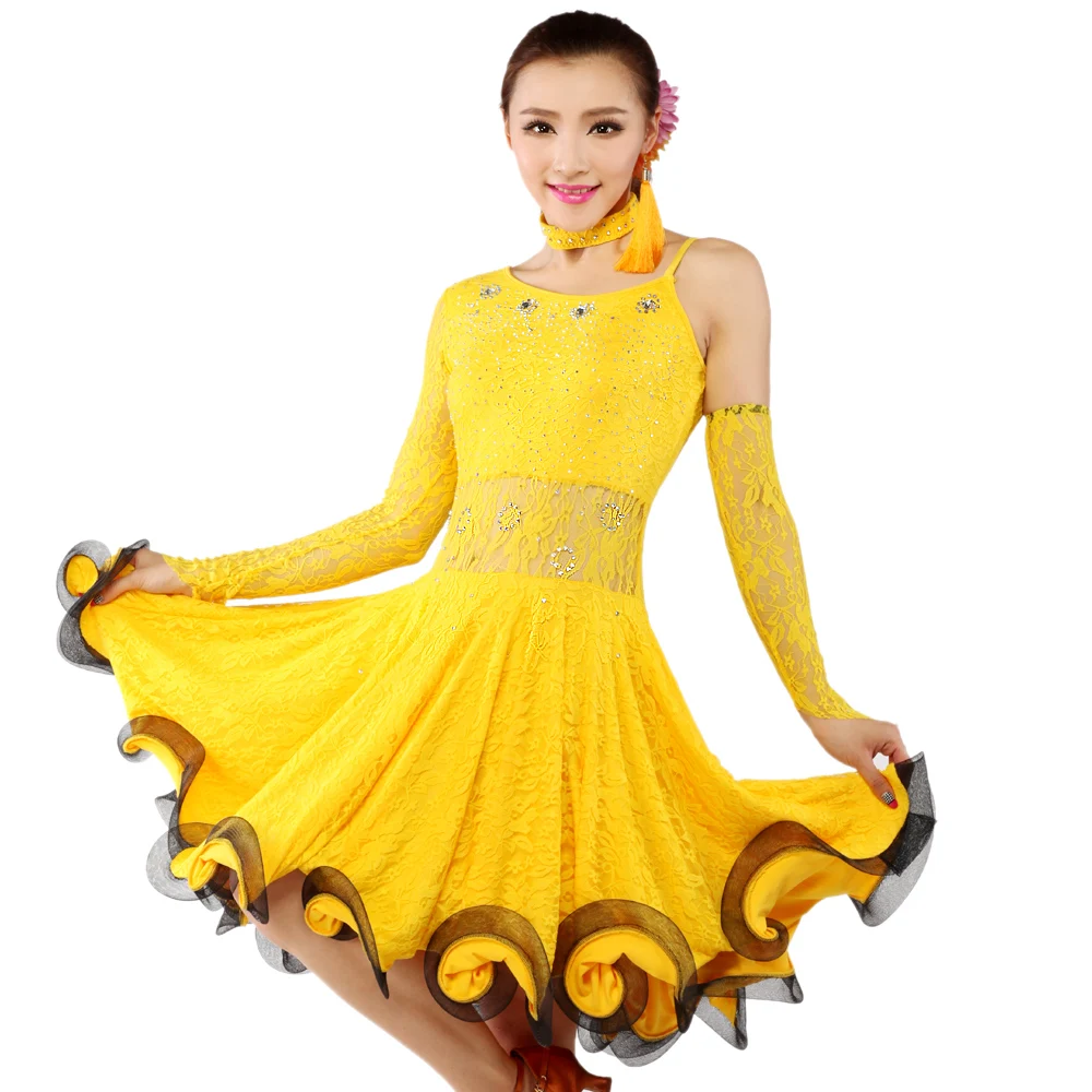 Костюм цыпленка для девочки для танца. Желтое бальное платье для девочки. Желтое платья для латинских танцев. Желтое платье для бальных танцев. Танцы желтой девочки.