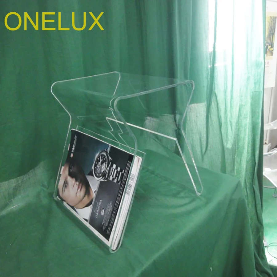 Acrylic side/ end/magazine/sofa table.Lucite Occasional Small Tea Table