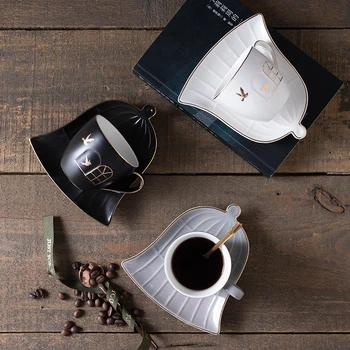 

160 ml luxury ceramic tea coffee Cups and Saucers with gold inlay bird and deer ceramic cups and tray