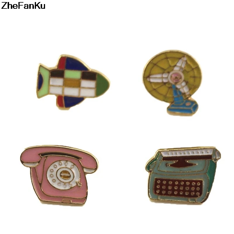 

Japan South Korea Style Retro Enamel Aircraft / Phone / Fan Women Brooches Cute Pin Jewelry Drops Oil Badges Pins
