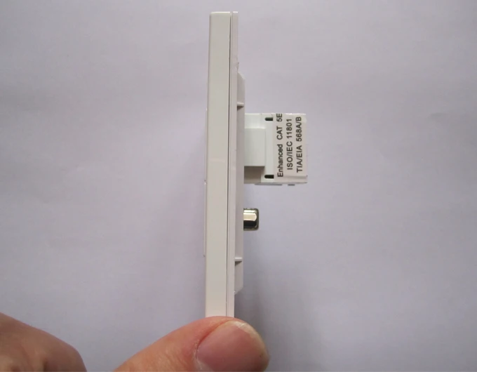 86 style directly plug outlet VGA+RJ45 pic 5