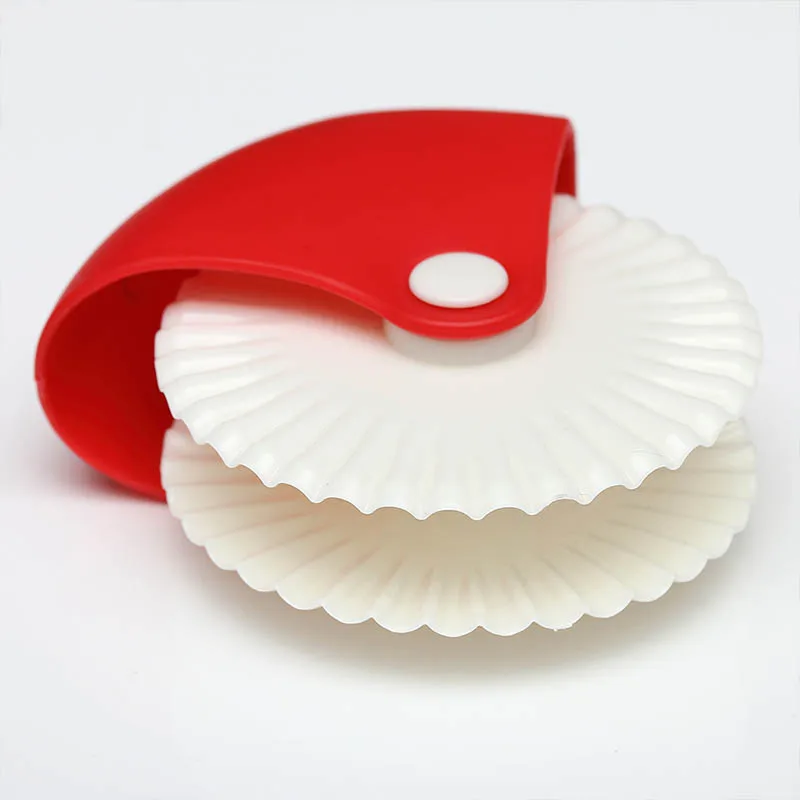 Pastry Cutter Ensure Smooth Cutting Plastic Rust-Proof Noodle Knife Pizza Pie Tools Rolling Wheel Decorator Manual