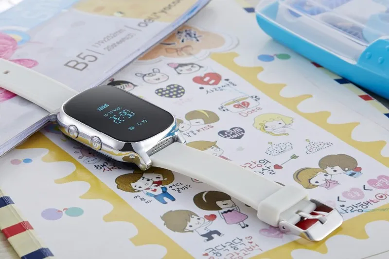 2016-GPS-tracker-watch-for-kids-child-gps-bracelet-google-map-sos-button-gps-bracelet-personal (2)