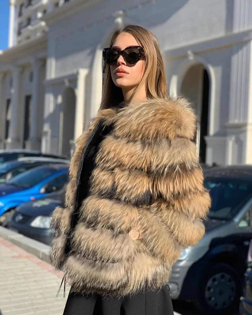 

Popular Customized Any Length Winter Plus Size Real Natural Raccoon Fur Coat Warm European Style Thicken Women's Winter Jackets