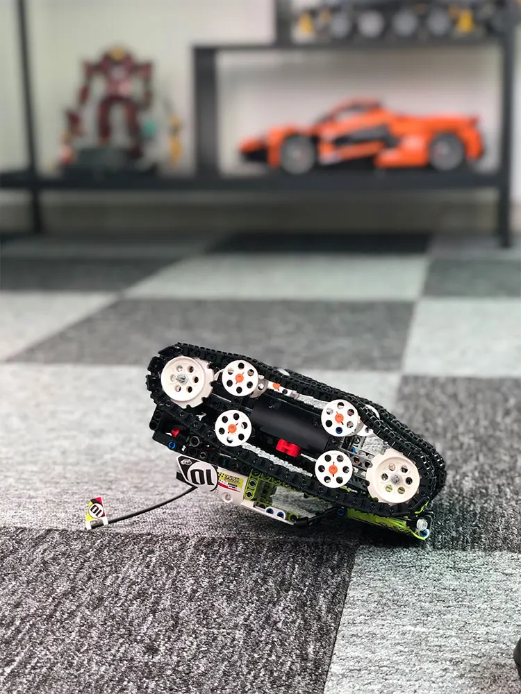 Technic RC TRACKED RACER car Electric Motor Power Function Compatible With Legoings technic Car Building Block bricks Model