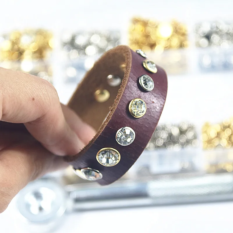 

6-9mm Brass Double Cap Punk Diamond Crystal Spikes Rivet/Rhinestone Studs Decor Rivets for Leather/Belt/Handbag/Jeans DIY