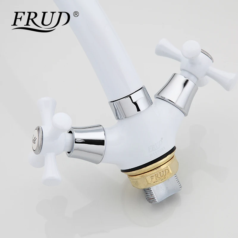 Кухонный кран Frud для холодной и горячей воды с двойной ручкой одним отверстием