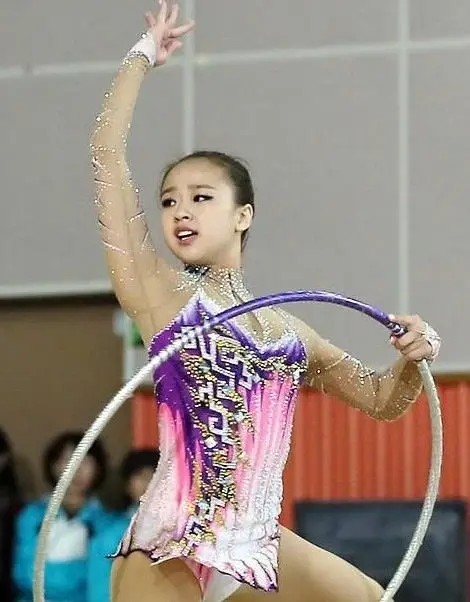 Пинкбатон скручивание катания на льду танец majorette outfitTC1