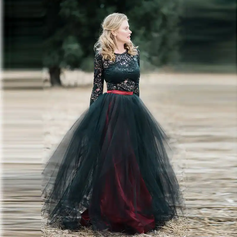 black and gold gown with sleeves