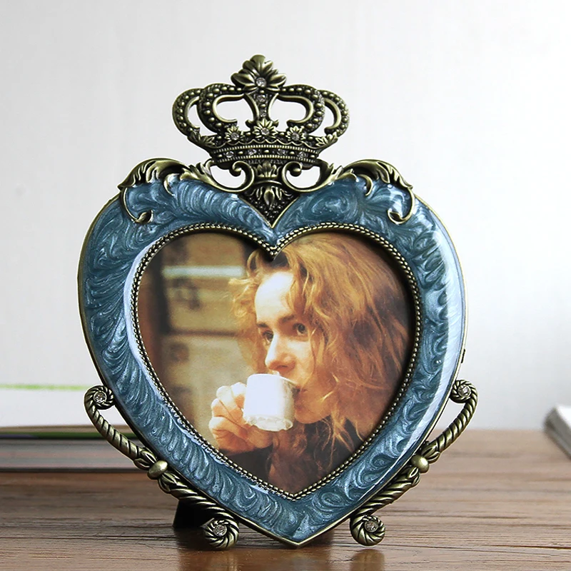 

Photo Frame Silver Plated Heart Shaped Crown Design White with Pearls Jeweled Tabletop Metal Alloy Picture WZJ042