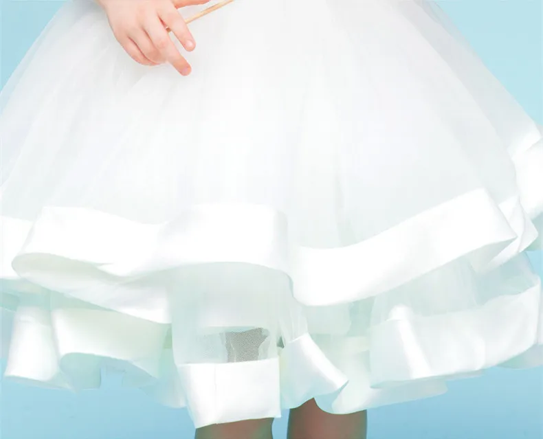JaneVini милые белые платья с цветочным узором для девочек свадеб Бальное Платье До Колена бисер пышные платья причастия короткое платье для