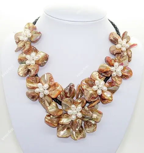 

Hot sale new Style >>>>>7 flower golden mother of pearl shell pendant necklace 18" long Fashion Jewelry