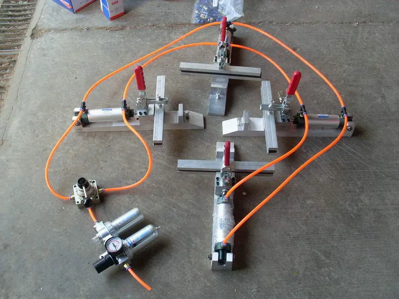 Пневматическая машина для растяжки экрана 4#, ручной зажим/патрон носилки, L300* W300mm, производство трафаретной печати пластины, литая сталь