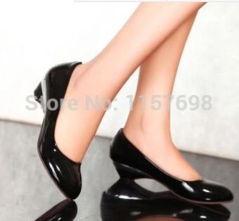souliers larges pour femmes