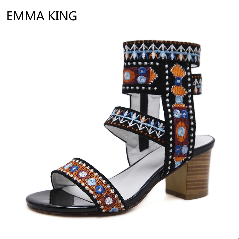 

Summer Ladies Bohemia Shoes Block Med Heels Vintage Beach Shoes Woman Zipper Embroidery Gladiator Sandals Femme 2019 Nouveau