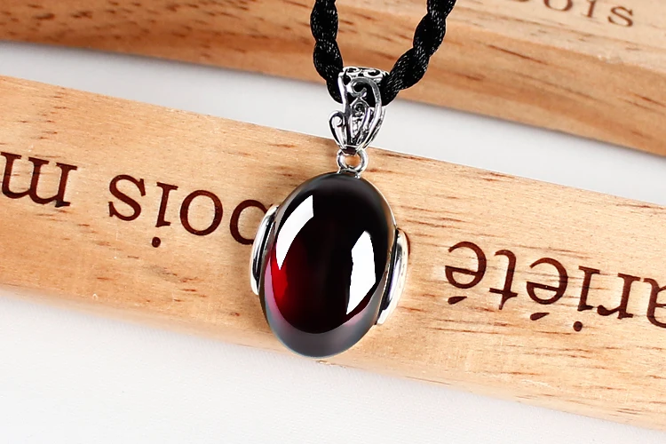 

925 Silver Vintage Green Yellow chalcedony garnet Ruby Pendant pendant South Korea female clavicle accessories