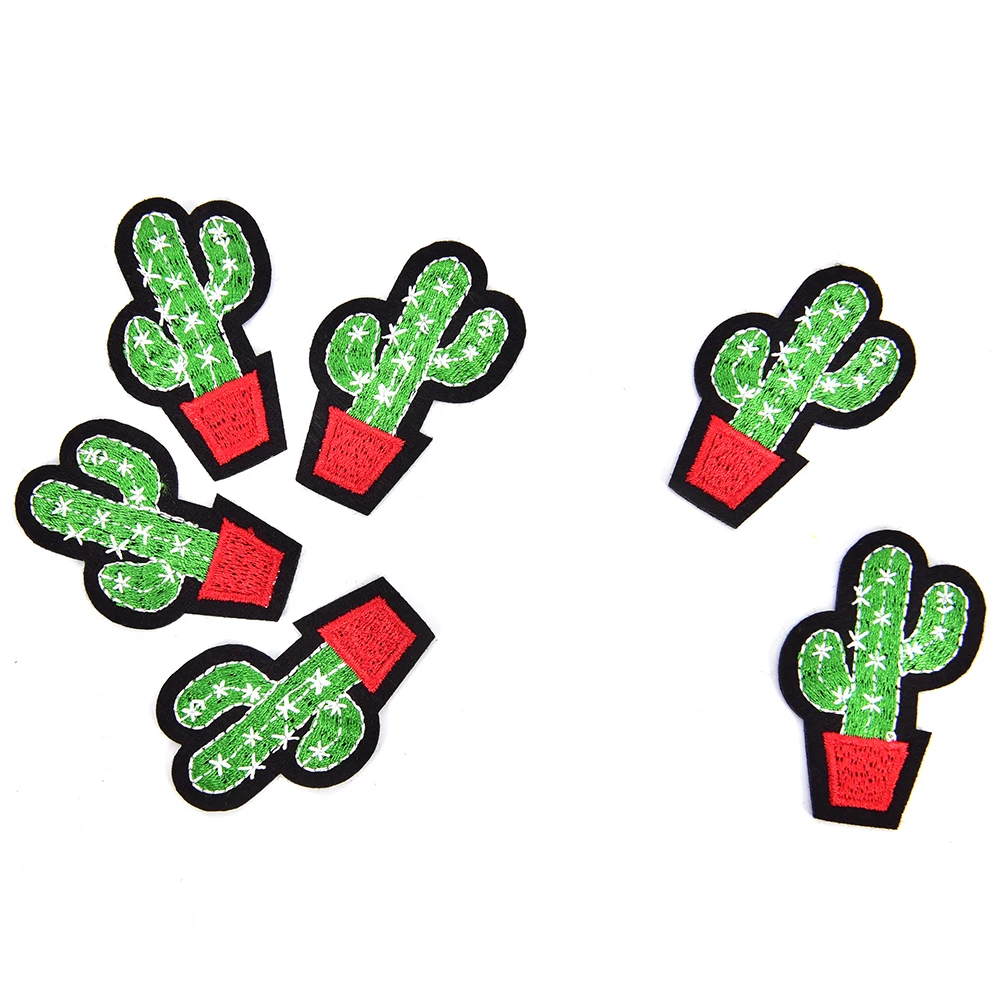 5PCS Cactus Iron On Badge Embroidered Applique Sewing Patch Clothes Stickers Garment Apparel Accessories