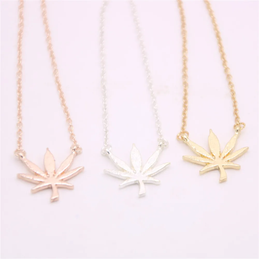 

Single leaf bracelets for girls Maple leaves with clear texture bracelets and