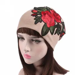 Titmsny 2018 новый большой шапки большой размеры розы Вышивка Сутулиться Beanie трикотаж череп шляпа для женщин леди цветочные шляпы заключение