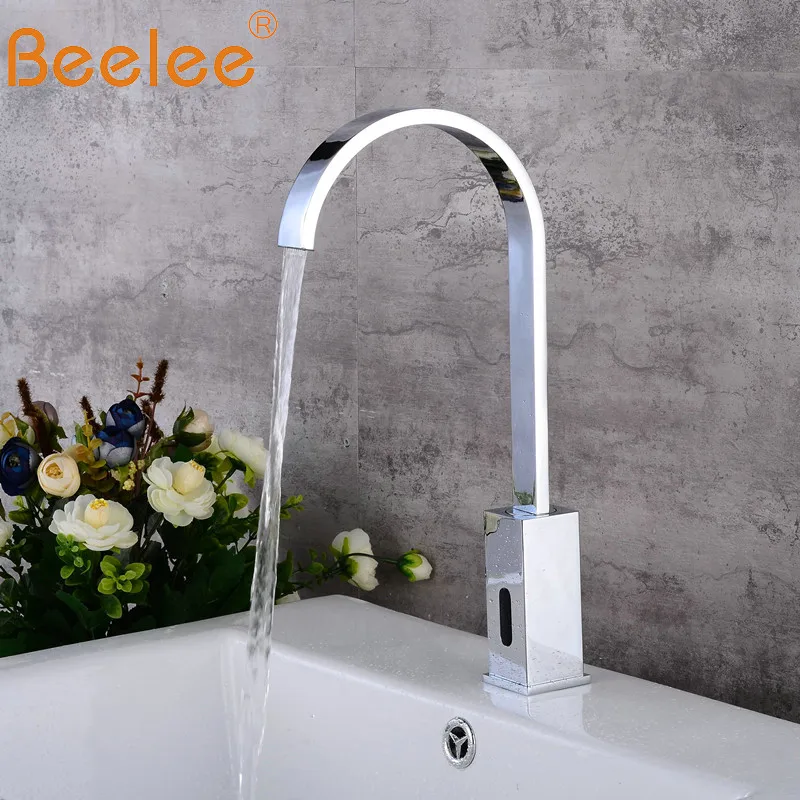 Kitchen Faucet With Auto Sensor