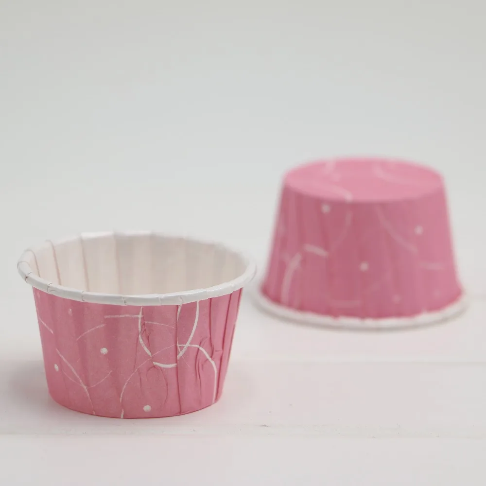 2015-new-arrival-disposable-pretty-paper-cupcake-muffin-paper-cups