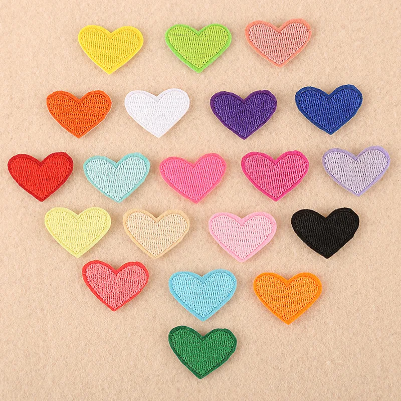 

1pcs Mix hearts Patch for Clothing Iron on Embroidered Sew Applique Cute Patch Fabric Badge Garment DIY Apparel Accessories 123#