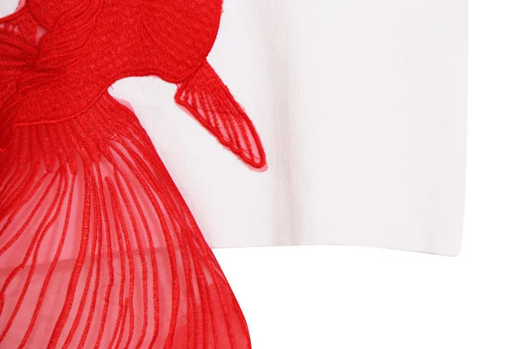 [TWOTWINSTYLE] Лето, вышивка, красная Золотая рыбка, аппликация, трикотажная футболка с коротким рукавом, женская новая одежда, корейские Топы