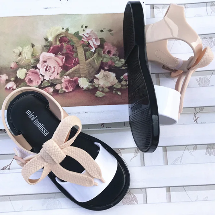 Mini Melissa/Новинка года; оригинальные летние прозрачные сандалии для девочек; детская прозрачная обувь с бантом; симпатичная обувь с принцессой; дышащая