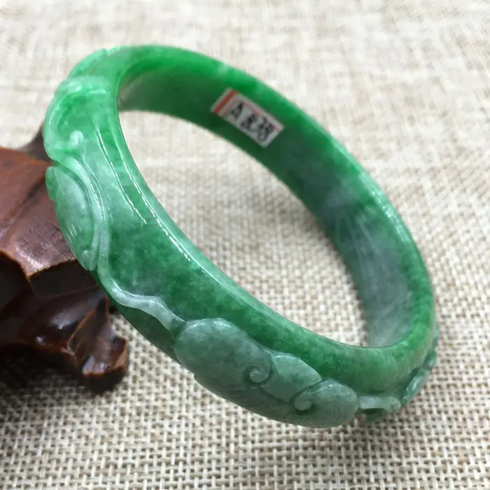 

59mm Vintage Chinese Hand-carved Emerald Green Jadeite Jade Bracelet Bangle 838