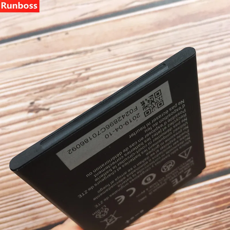 100% High Quality 2400mAh Li3824T44P4h716043 Battery For ZTE Blade A520 A521 BA520 Mobile Phone Battery 100% High Quality 2400mAh Li3824T44P4h716043 Battery For ZTE Blade A520 A521 BA520 Mobile Phone Battery