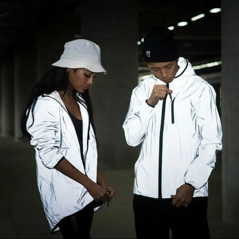 

Luminous jacket Spring autumn Men women reflective thin Windbreaker Sun protection Hooded baseball jacket lovers zipper outwear