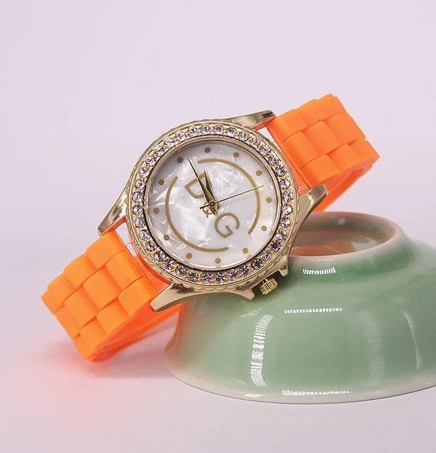 Reloj-Mujer-2019-Luxury-Brand-Quartz-Watch-Men-Casual-Outdoor-Watches-Crystal-Silicone-Women-Wrist-Watch.jpg_640x640 (9)