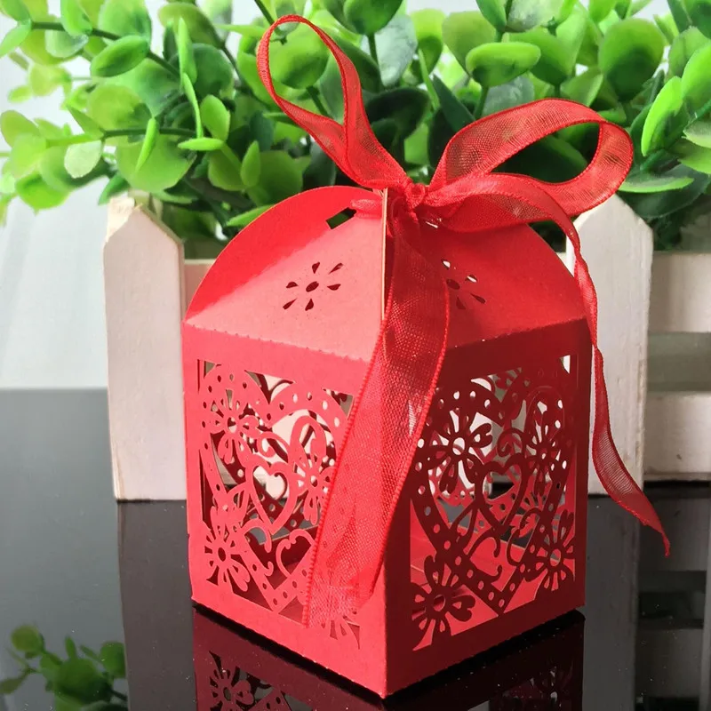 10 шт., коробка для конфет в форме сердца с полым цветком, подарочная упаковка, свадебные картонные пакеты для печенья, подарочные пакеты, упаковочные принадлежности - Цвет: red heart box