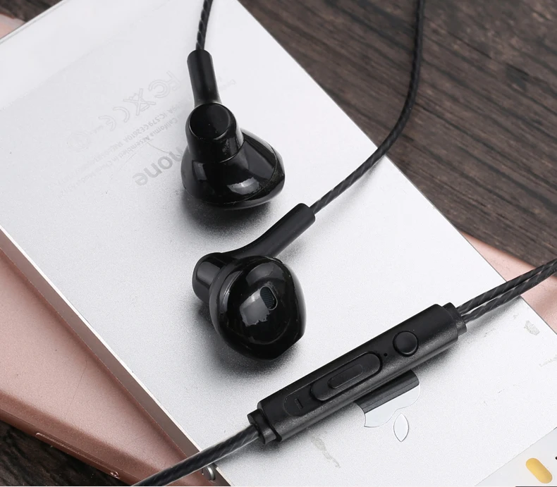 In-Ear Earphone (11)
