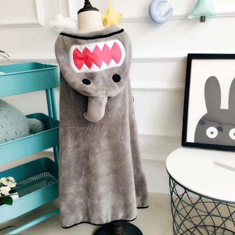

ins hotsale beach hooded poncho towel polyester towel for children and adults unisex shark hooded poncho beach swimming pool